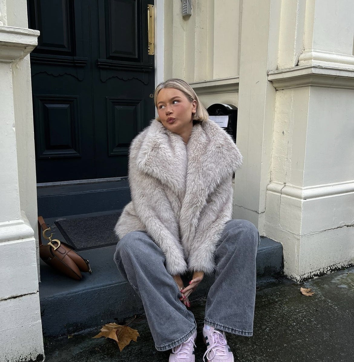 Nicky | Cropped Jacket with Plush Collar