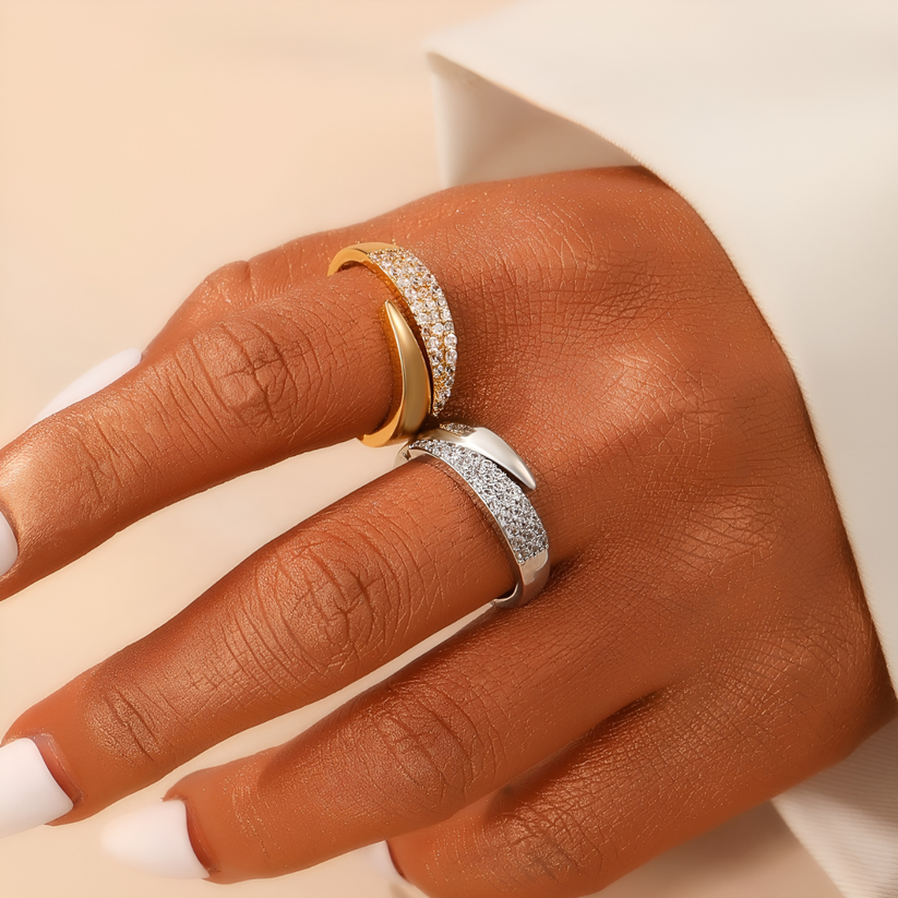 Florie - Twisted Crystal Band Ring Set