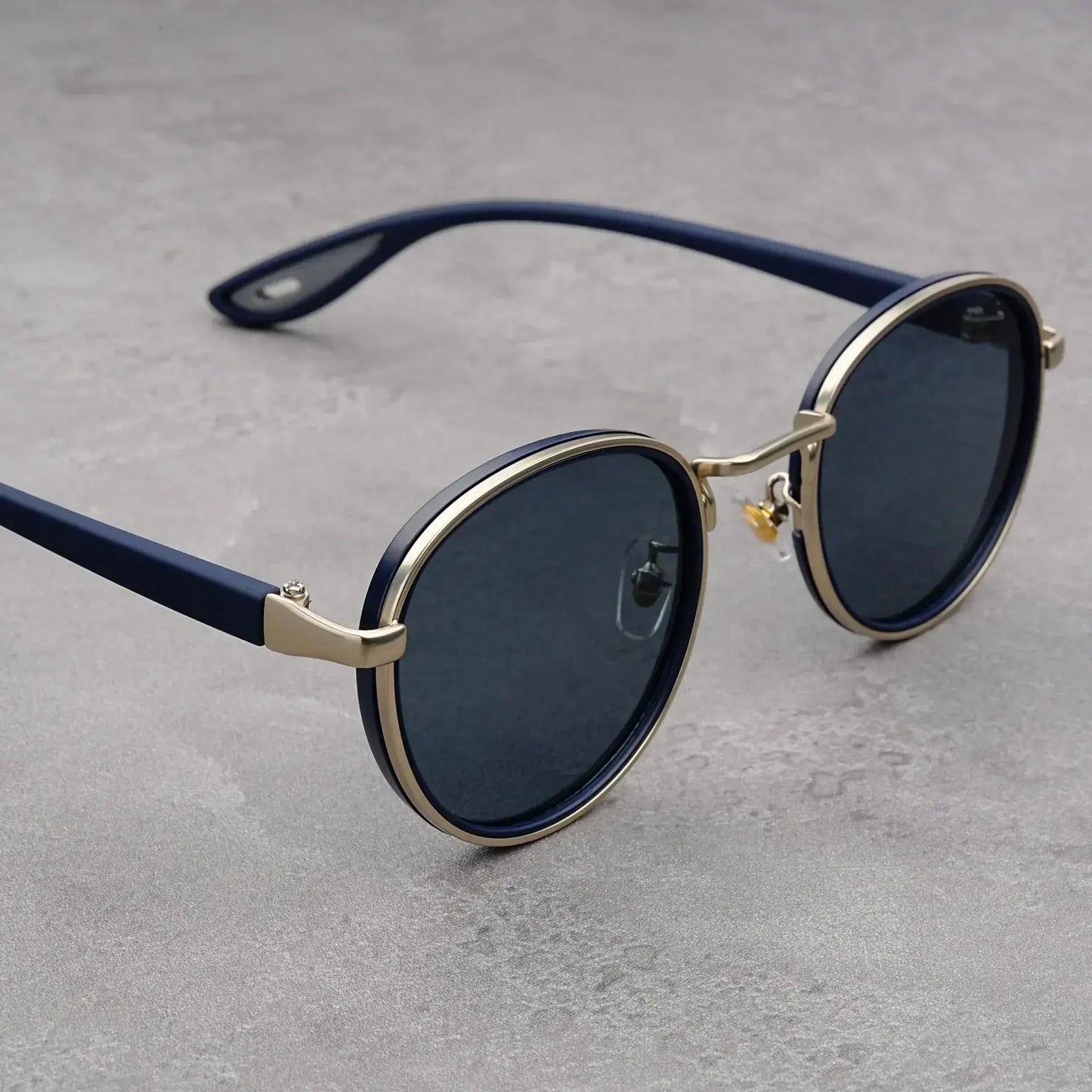 NoirGlow | Round Double Bridge Mens Sunglasses