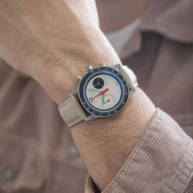 Ertan | Minimalist Chronograph Dial Strap Watch