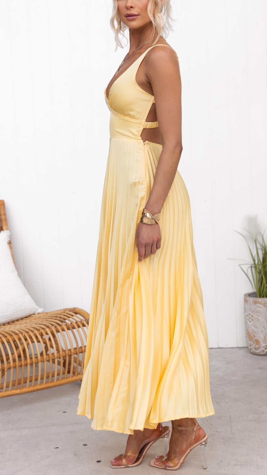 Sheree | Pleated V Neck Open Back Maxi Dress