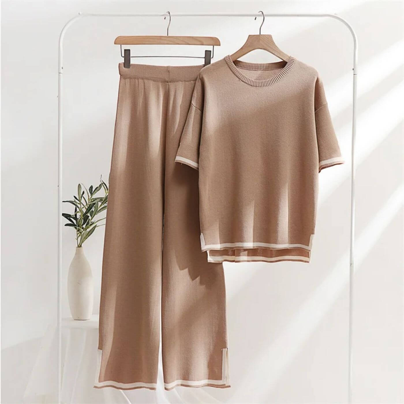 Heleta | Contrast Trim Knit Co-ord Set