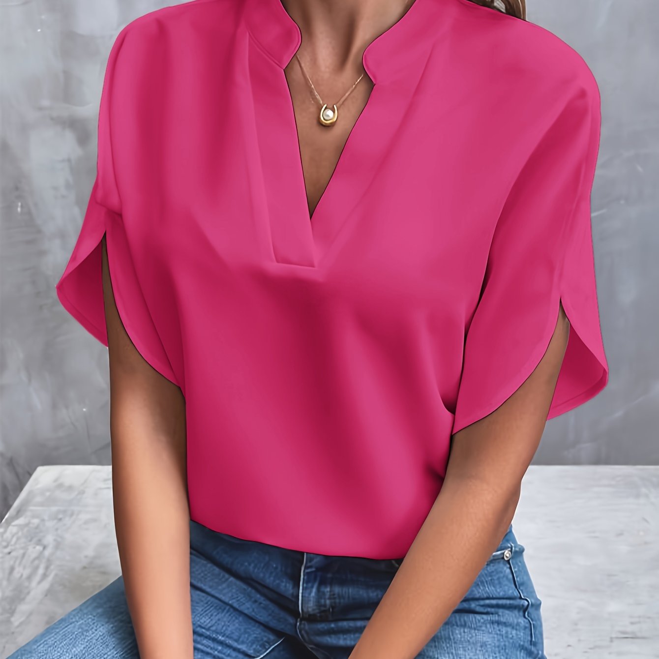 Carros | V-Neck Satin Short Sleeve Blouse