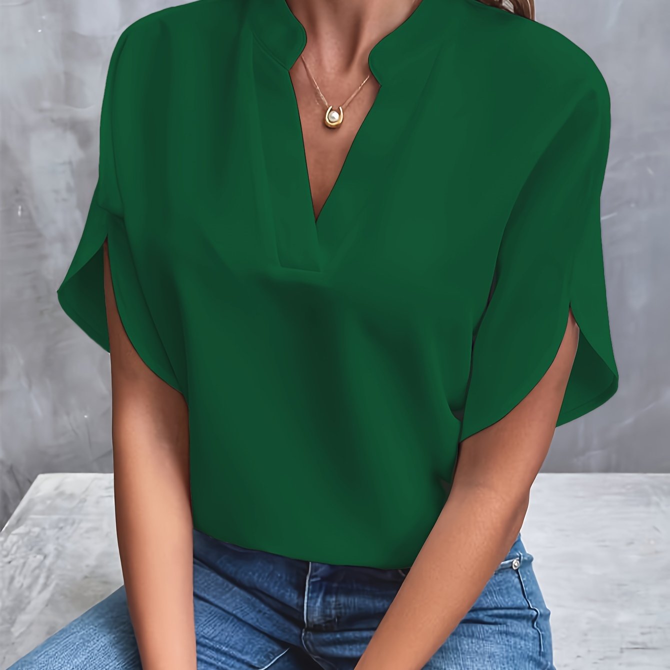Carros | V-Neck Satin Short Sleeve Blouse