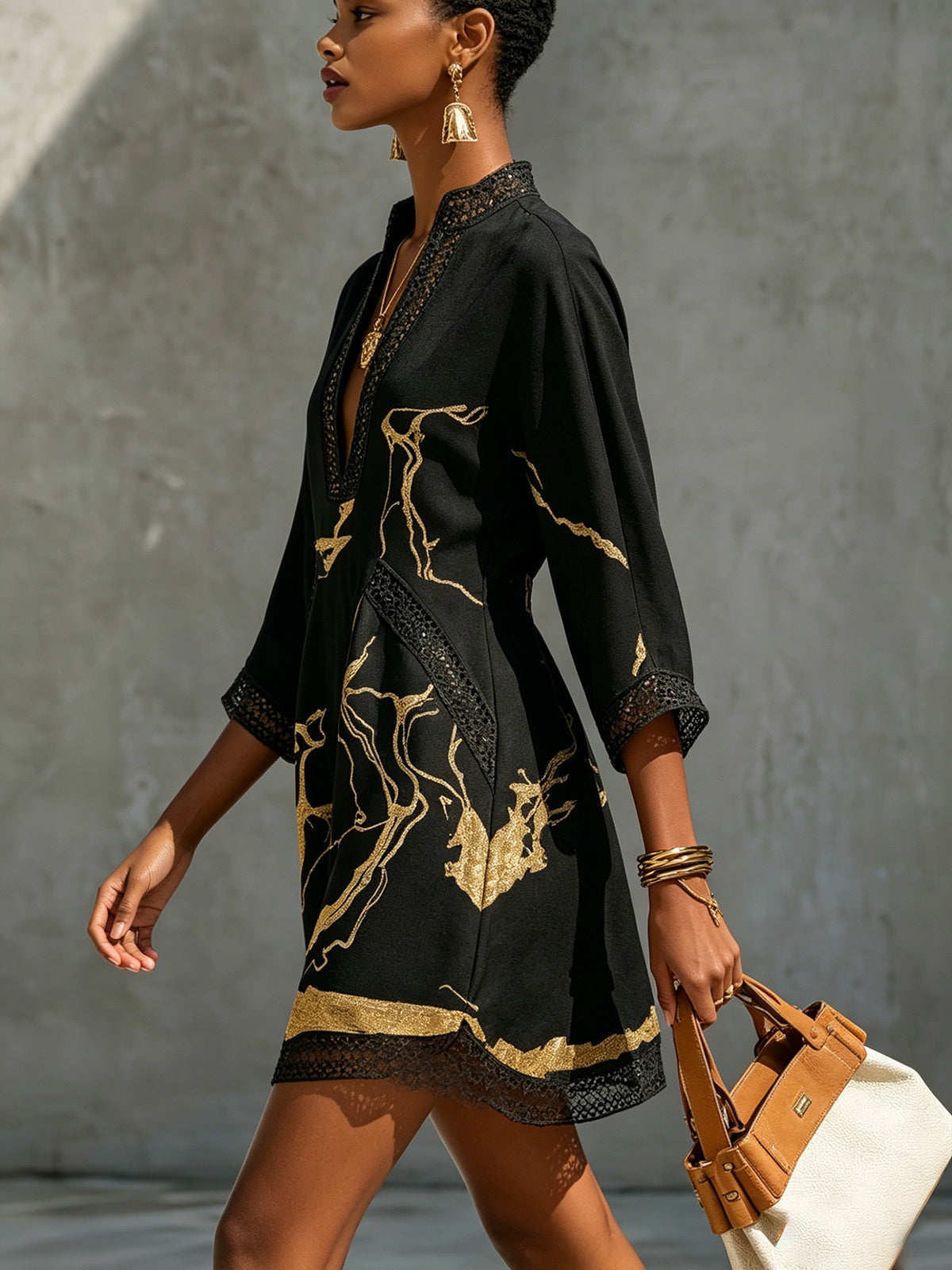 Arlinen | Printed V-Neck Mini Dress