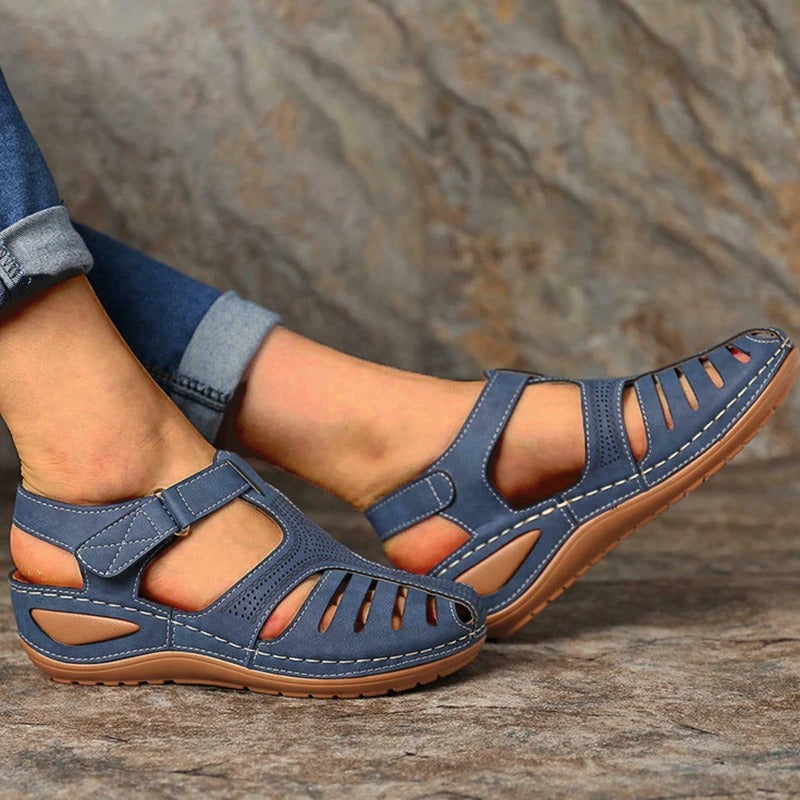 Leola | Closed Toe Cut-Out Outdoor Sandals