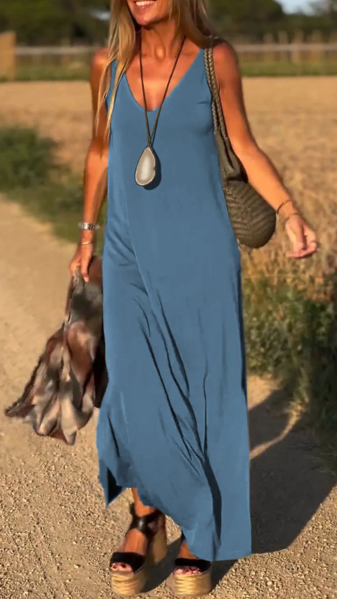 Evelyne | V-Neck Sleeveless Maxi Summer Dress