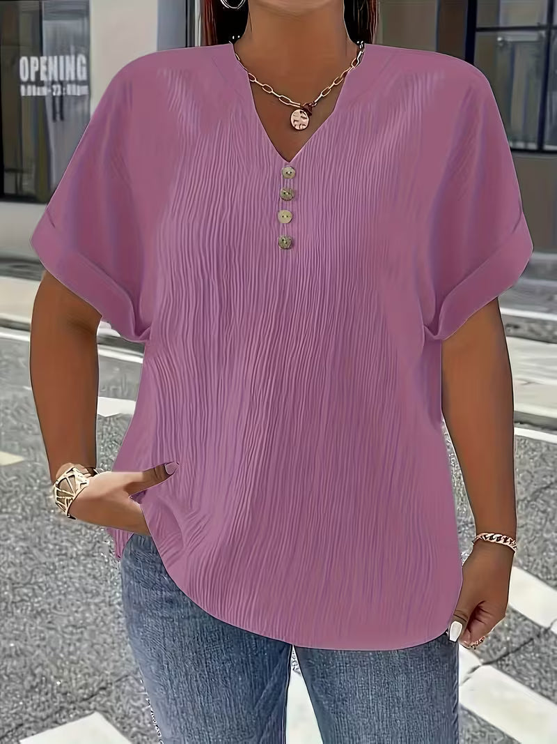 Mrella | T-Shirt with V-Neck and Button Front