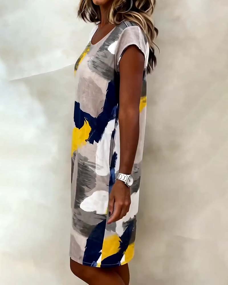 Addie | Abstract Print Short Sleeve Shift Dress