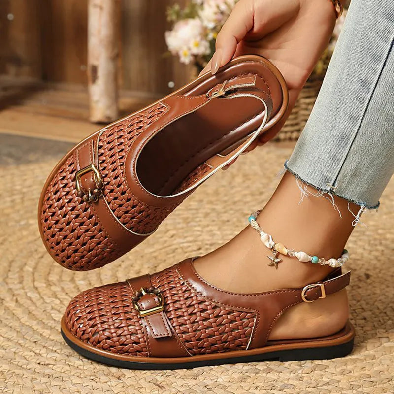 Ghie | Woven Closed Toe Slingback Sandals