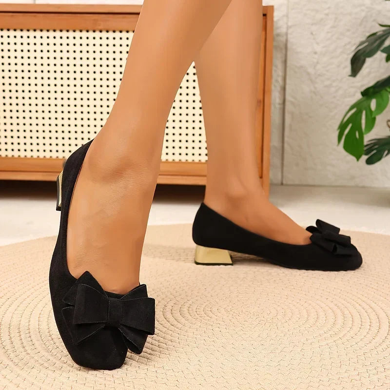 Fiamavetta | Elegant Bow Low Block Heel Pumps
