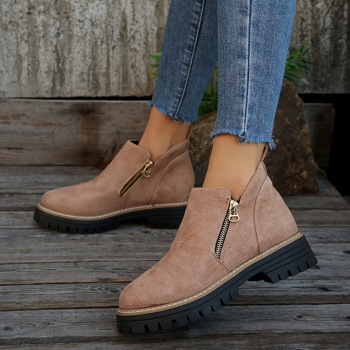 Aileen | Ankle Boots with Side Zipper and Chunky Sole
