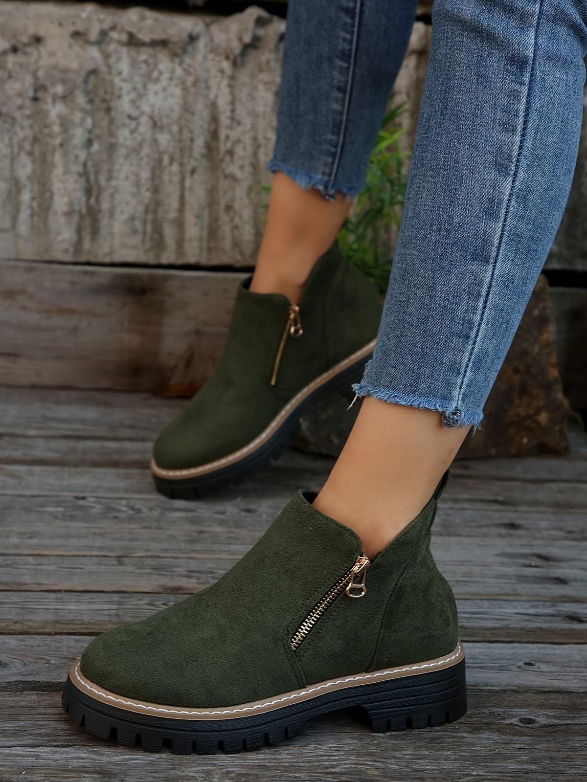 Aileen | Ankle Boots with Side Zipper and Chunky Sole