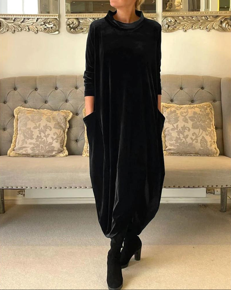 Layeena | Velvet Pocket Midi Dress