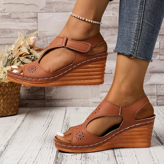 Setia | Wedge Sandals Cut Out Slingback Design