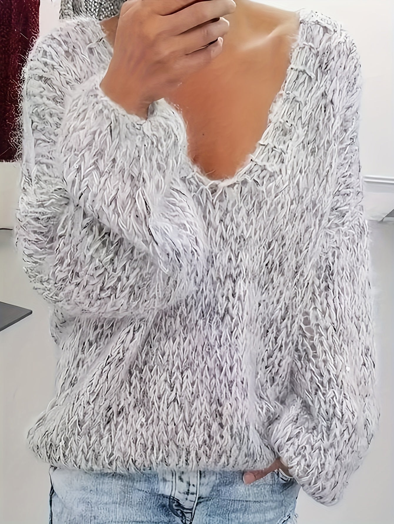 Vriona | Sweater with V-Neck and Balloon Sleeves