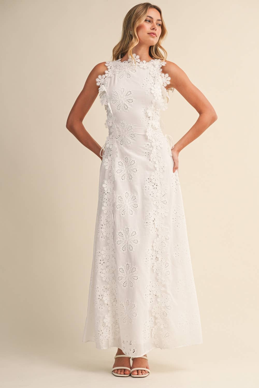 Azalia | Sleeveless White Floral Lace Maxi Dress
