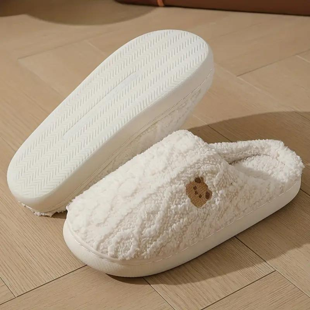 Chantal | Closed Toe Slippers with Plush Texture