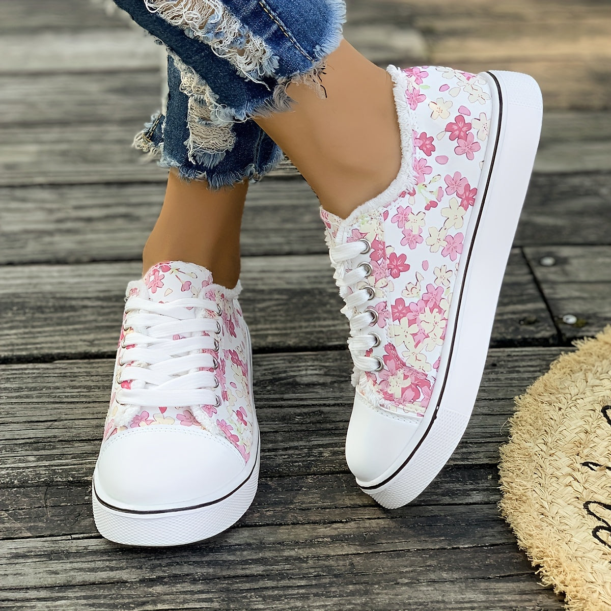 Bristy | Shoes with Floral Print Lace-Up Front