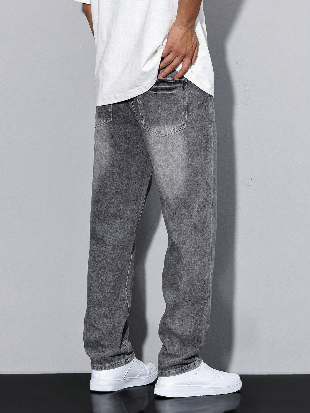 Eugene | Relaxed Fit Jeans with Faded Finish