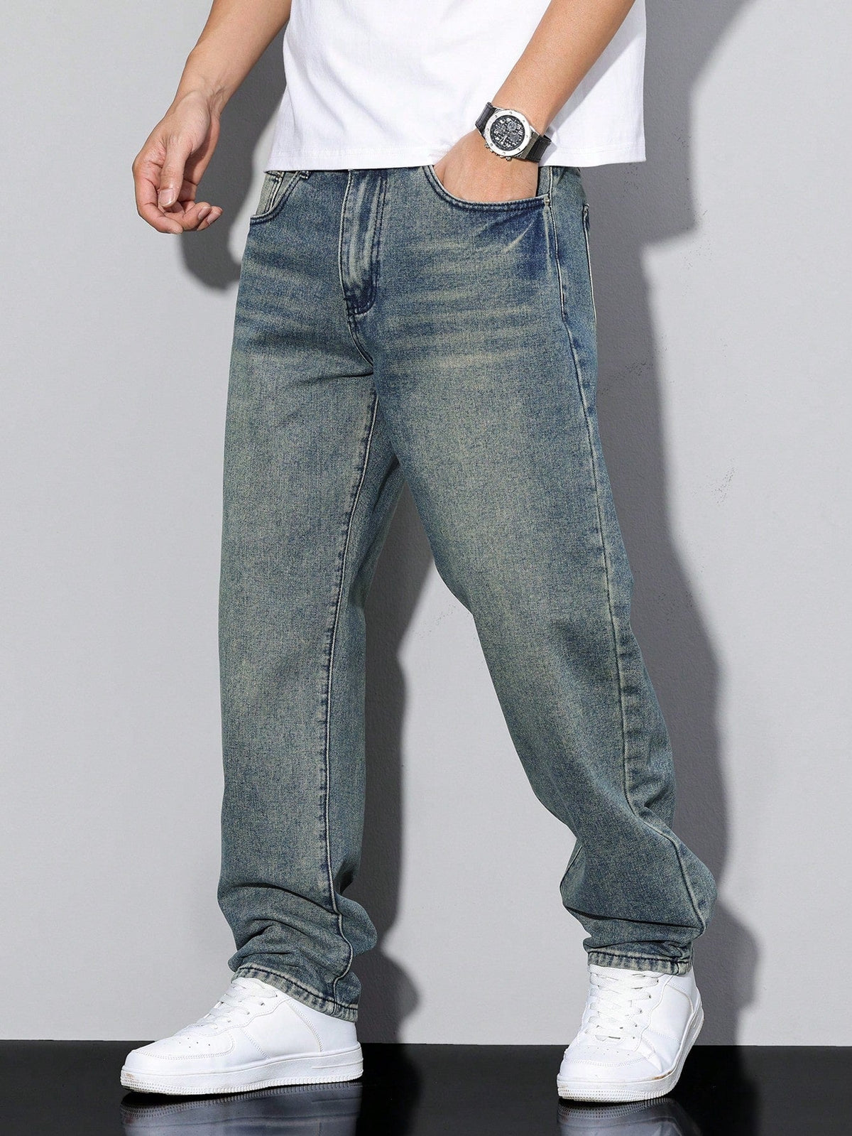 Eugene | Relaxed Fit Jeans with Faded Finish