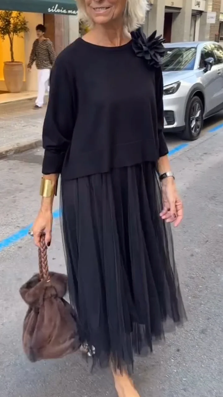 Efrata | Pleated Midi Layered Long Sleeve Dress