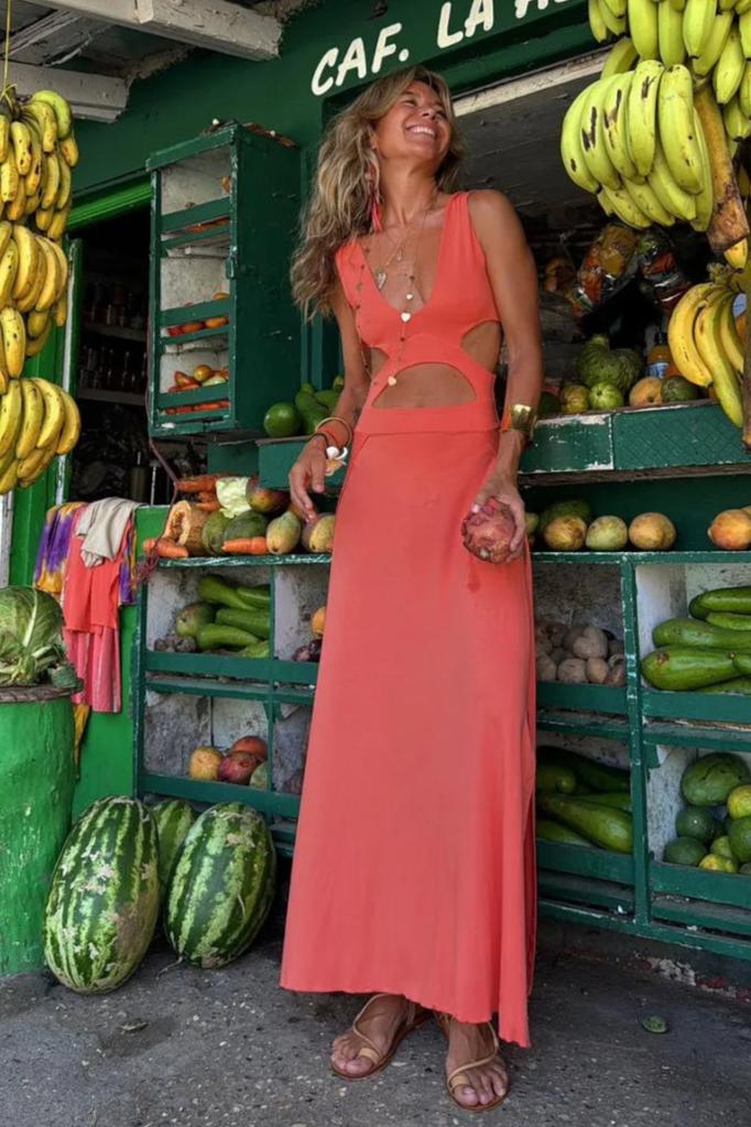 Teigra | Maxi Dress V-Neck Cut-Out Sleeveless