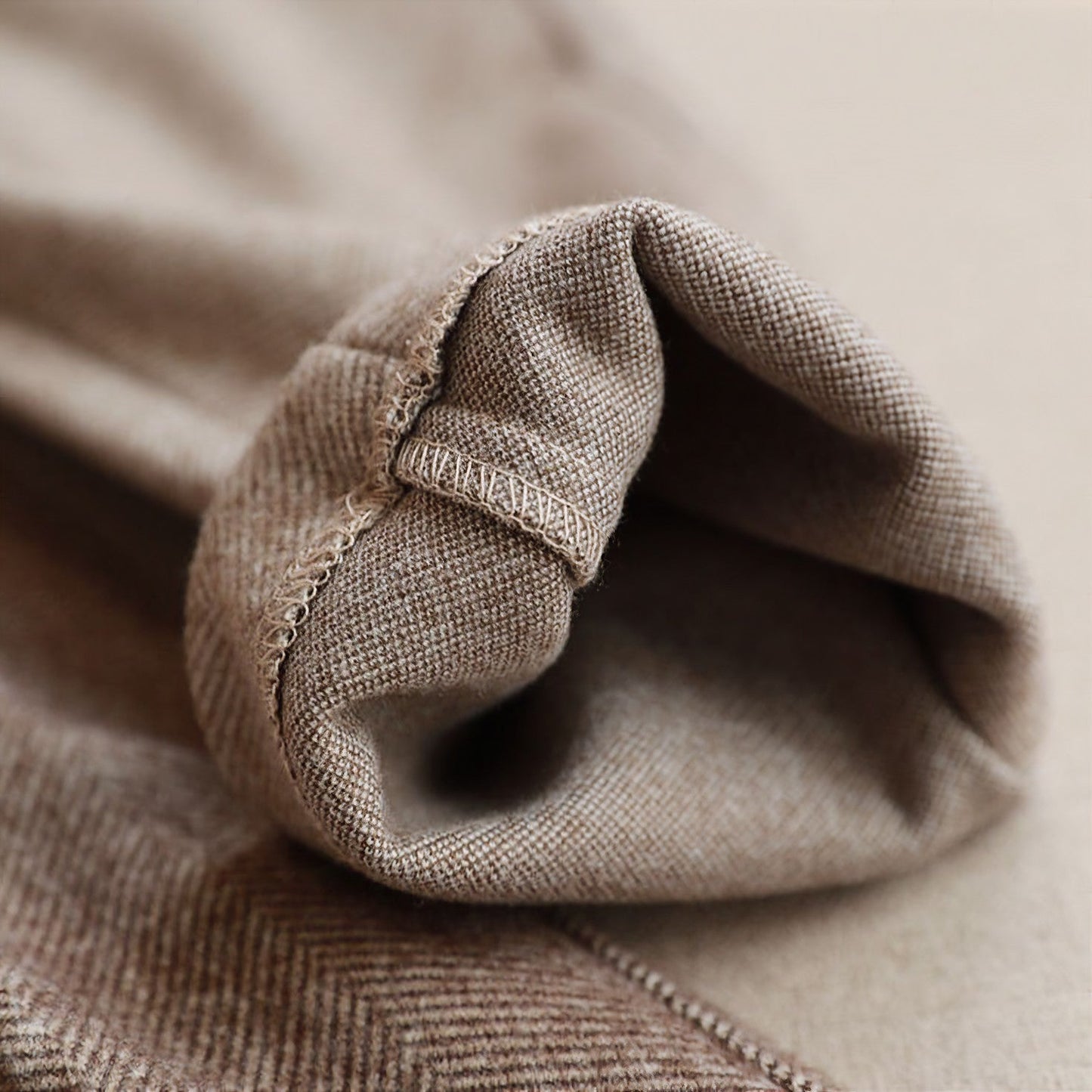 Ard – Straight Leg Tailored Trousers