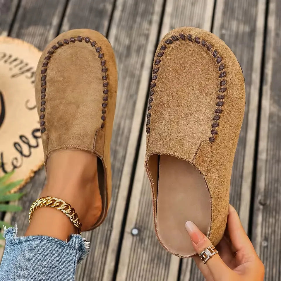 Wendi | Slip-On Round Toe Suede Clogs