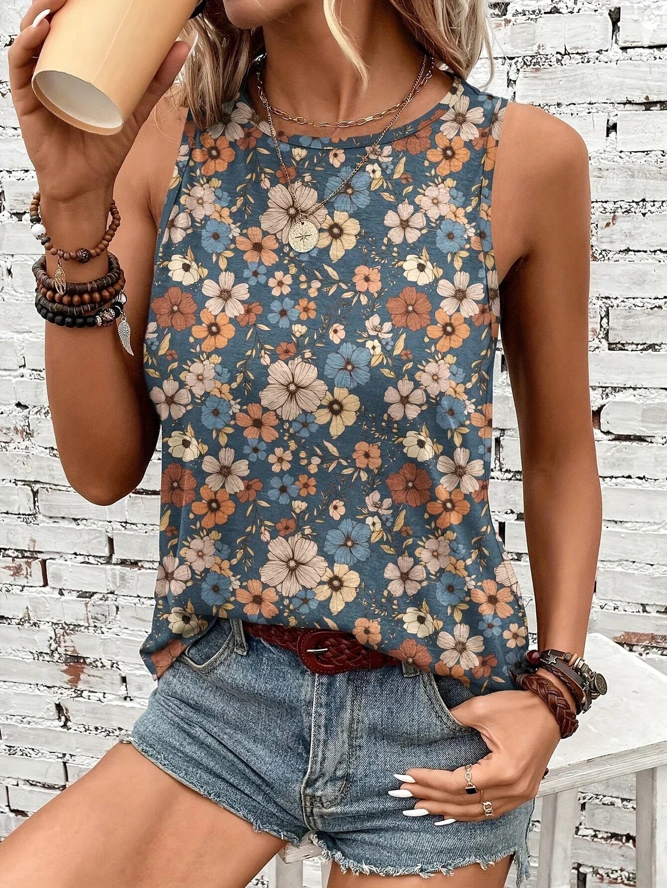 Lilou -  Casual Summer Top With Floral Print