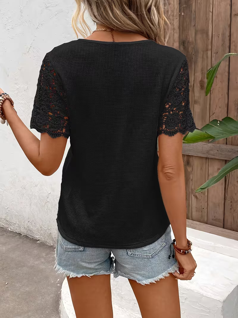 Sinna | Short Sleeve Lace Panel Button Top