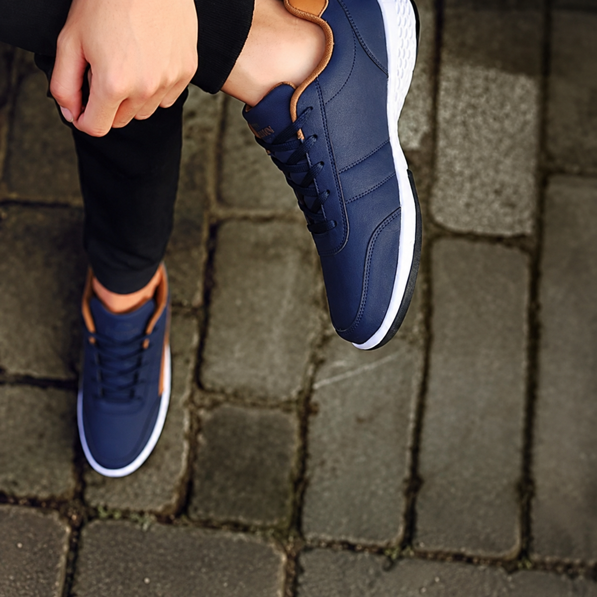 CloudWalk | Lace-Up Casual Sneakers with Two-Tone Trim