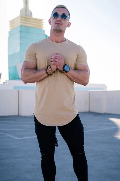 Maxwell - Curved Hem Short Sleeve T Shirt