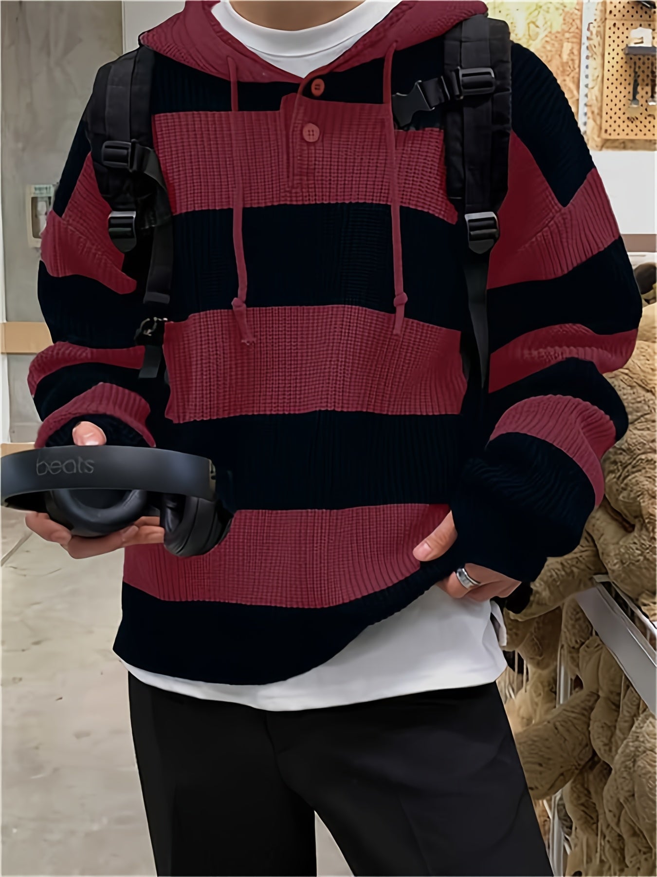 Tenzin | Knitted Hoodie with Oversized Striped Fit