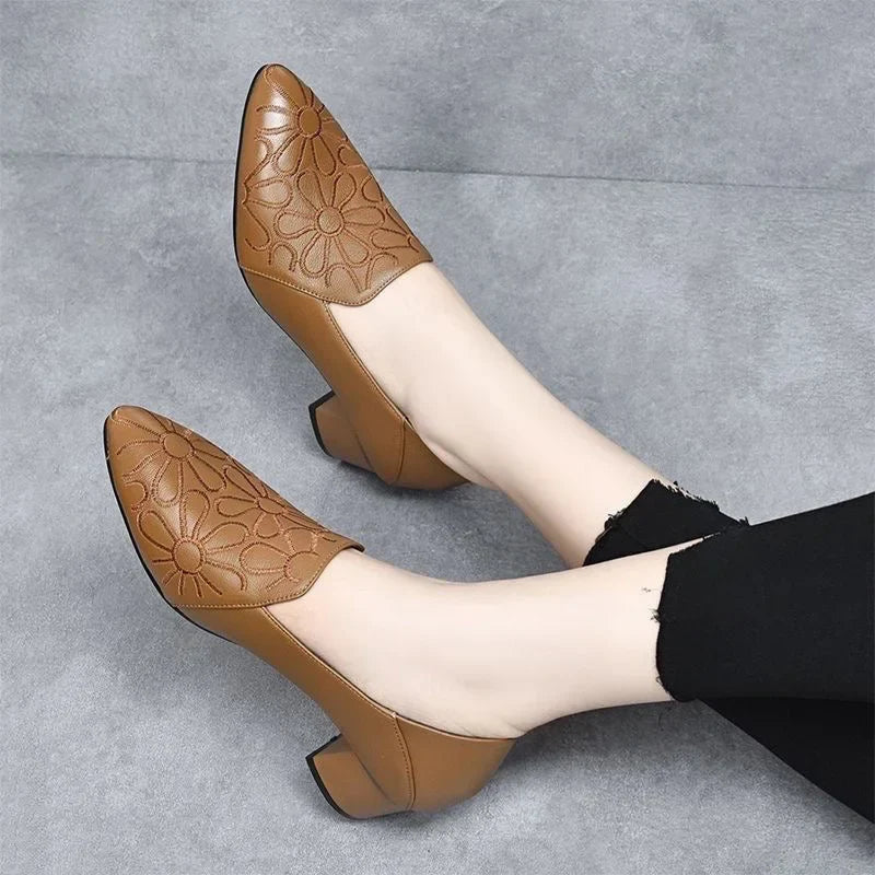 Minhora - Pointed Toe Block Heel Pumps