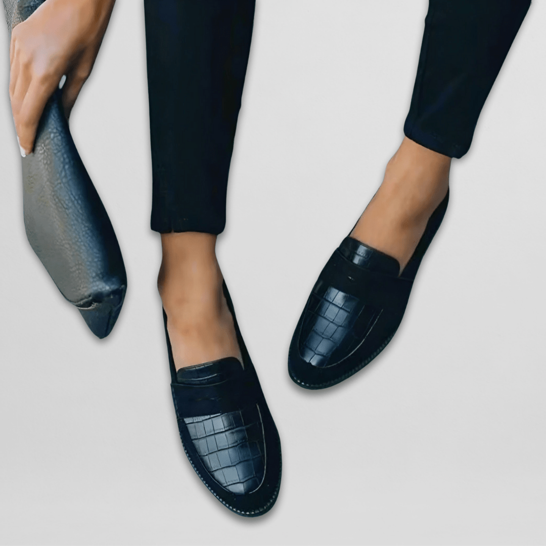 Daphne | Textured Slip-On Loafers with Contrast Panels