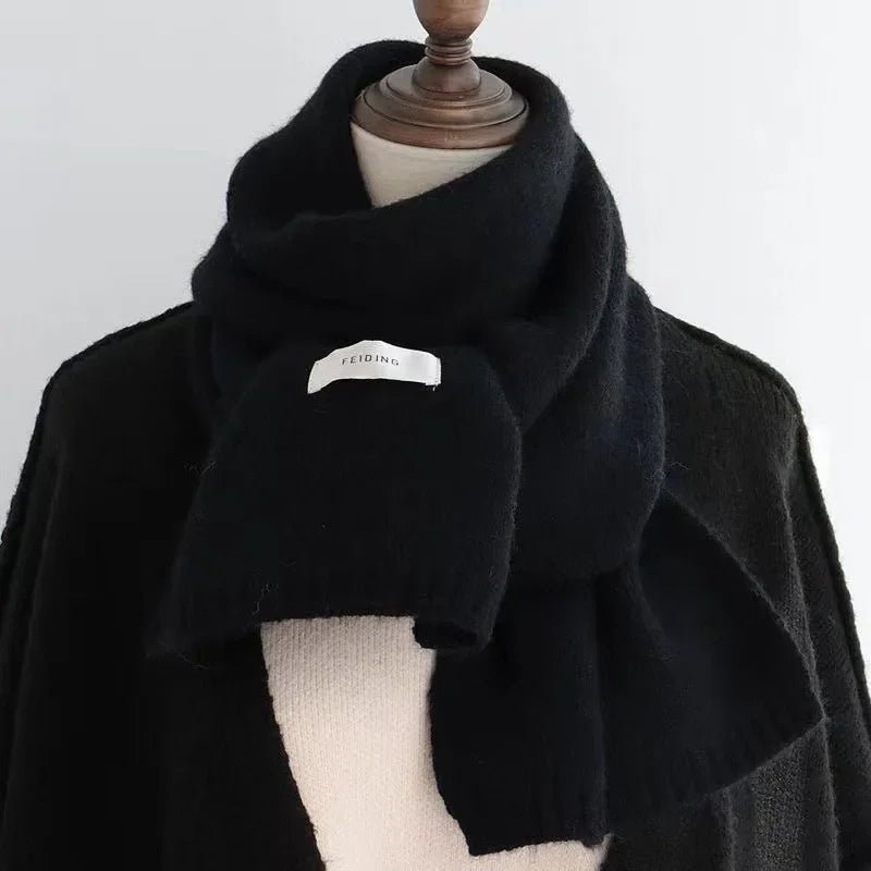 Eloisa | Knitted Scarf with Ribbed Ends