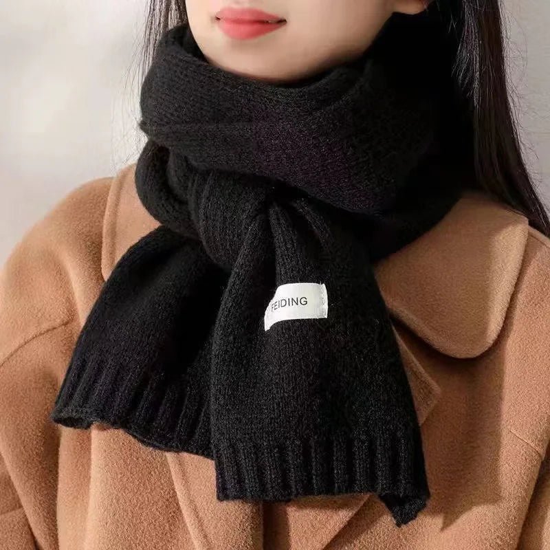 Eloisa | Knitted Scarf with Ribbed Ends