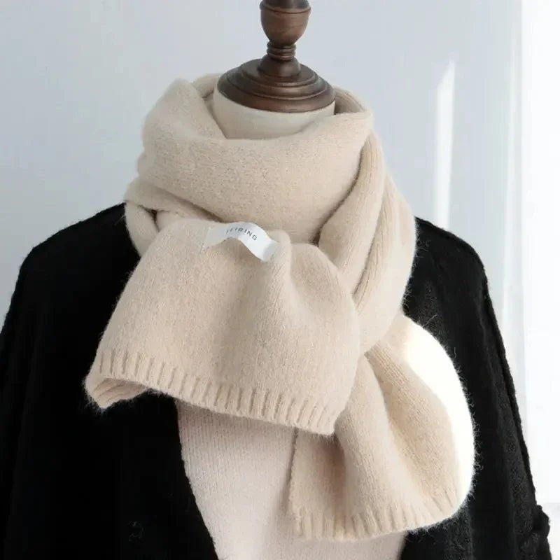 Eloisa | Knitted Scarf with Ribbed Ends