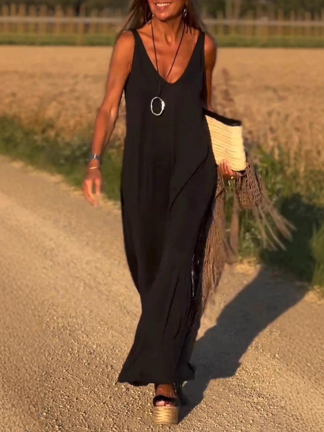 Evelyne | V-Neck Sleeveless Maxi Summer Dress