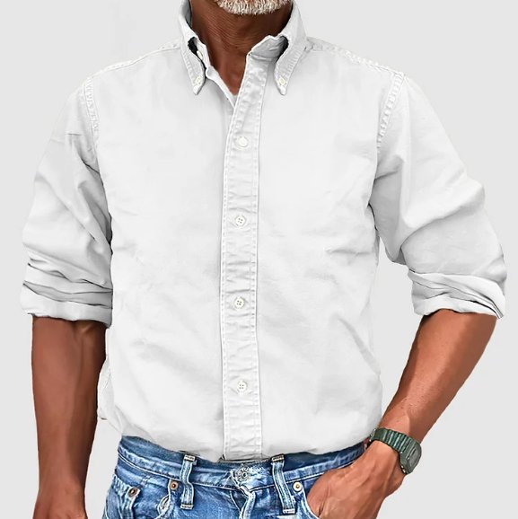 Alejandro | Classic Button-Up Shirt in Khaki