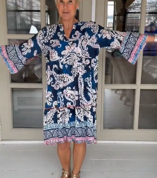 Viloura | V Neck Floral Print Knee Length Dress