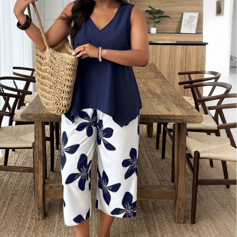 Aniza | Two Piece Floral Capri Trouser Set