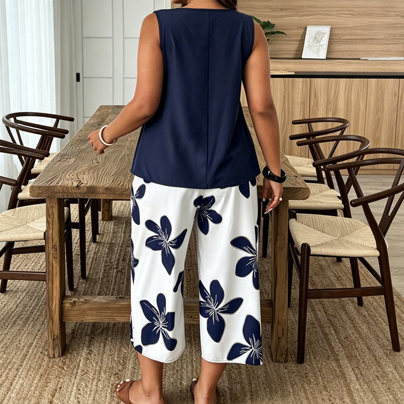 Aniza | Two Piece Floral Capri Trouser Set