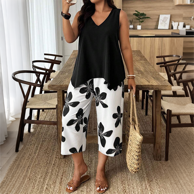 Aniza | Two Piece Floral Capri Trouser Set
